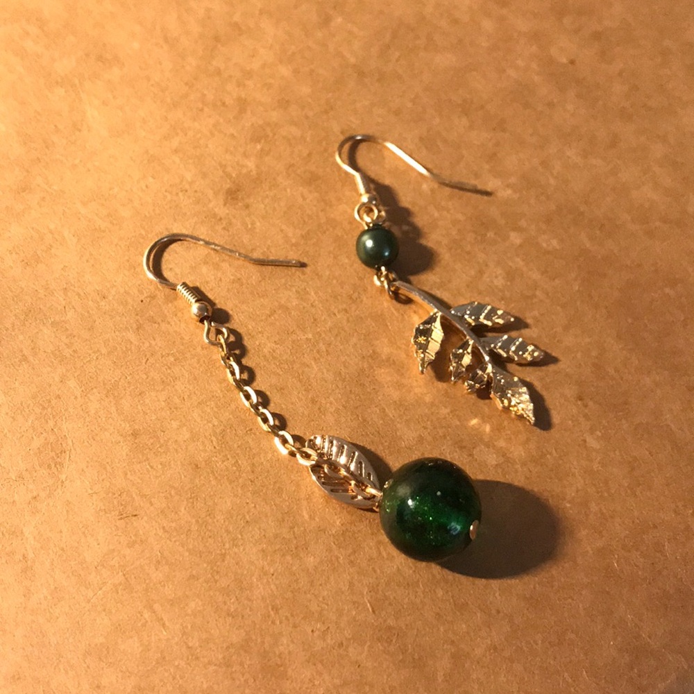 unbalanced dangle earrings